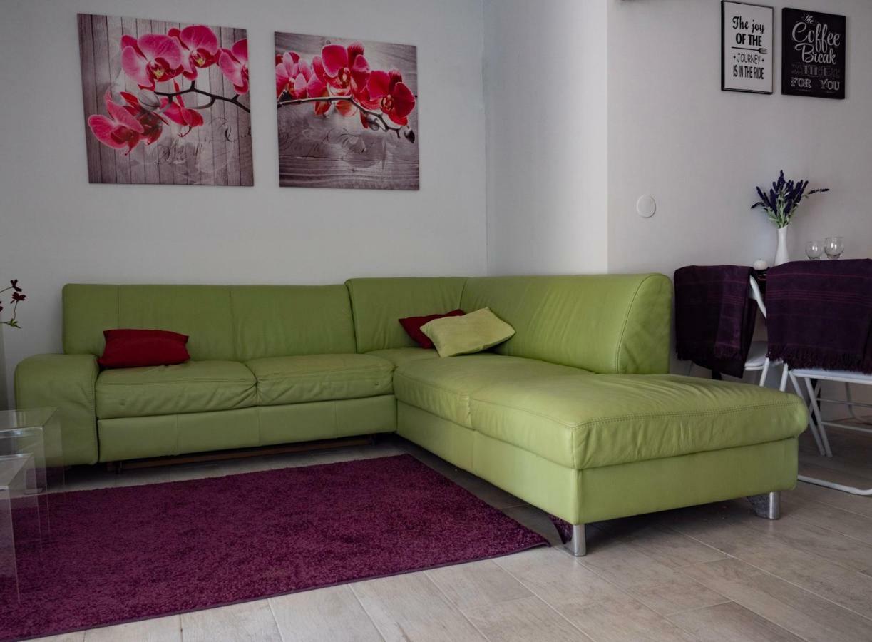 Luciana Appartement Povljana Buitenkant foto